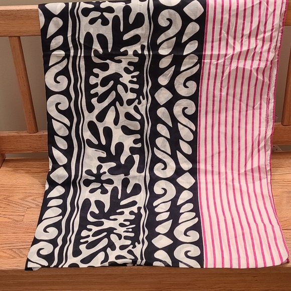 Gretchen Scott Designs wrap/ scarf - Picture 2 of 9